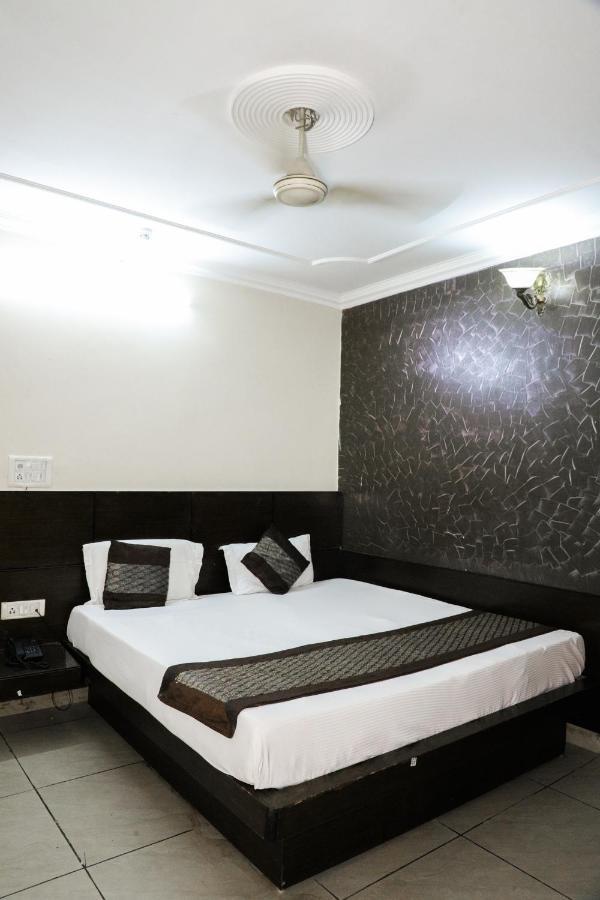 Hotel Centra Inn ניו דלהי מראה חיצוני תמונה